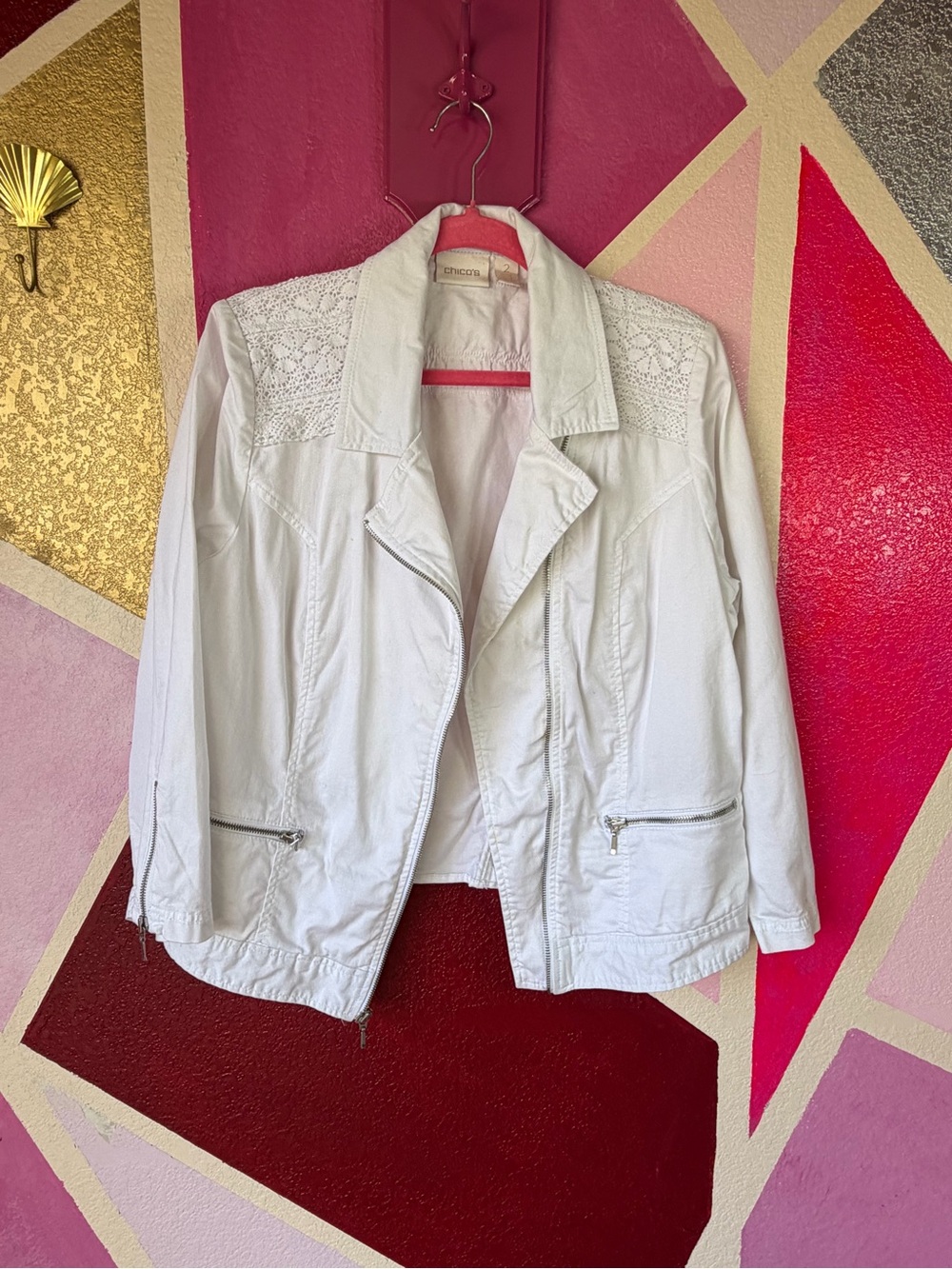 Chico’s White Denim Moto Jacket Sz 2 Crochet Lace Shoulders